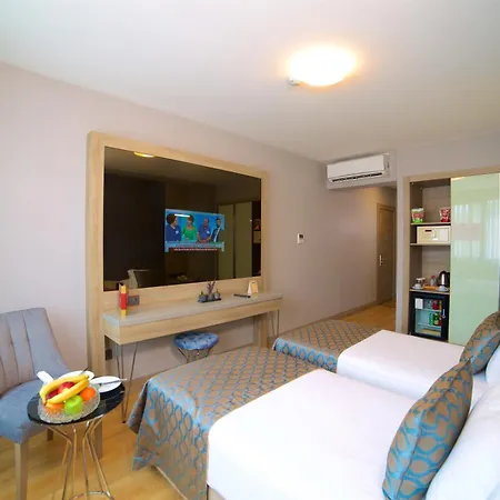 Hotel Aspen Ist 4*