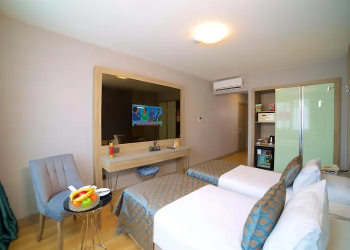 Hotel Aspen & Old 4*