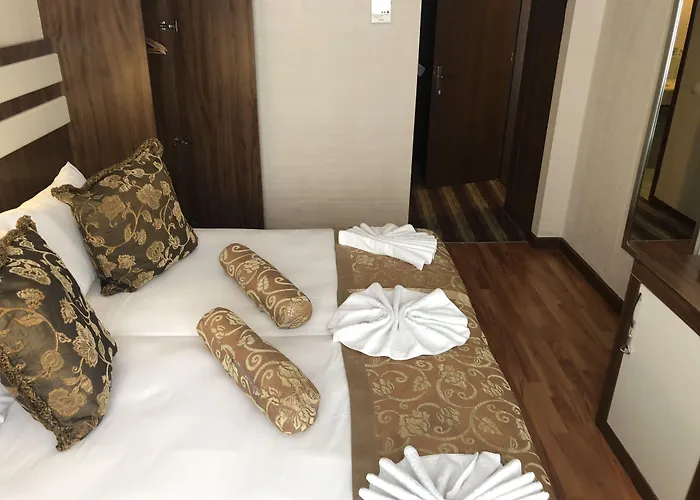 Aspen & Old Hotel 4*